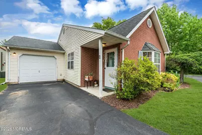 7 Kingston Close #1000, Freehold, NJ 07728 - Photo 1
