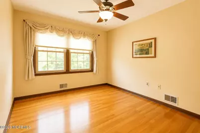 19 Scott Drive, Morganville, NJ 07751 - Photo 10
