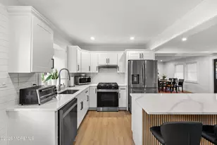 97 Richardson Ave, Eatontown, NJ 07724 - Photo 18