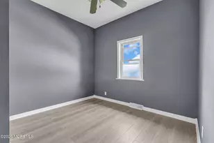 264 Birch St, Carneys Point, NJ 08069 - Photo 16