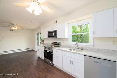 2 William Street #A Upper, Highlands, NJ 07732 - Photo 6
