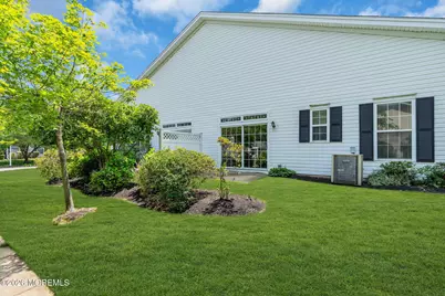 146 Greenlawns Drive, Lakewood, NJ 08701 - Photo 26