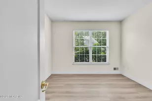 146 Greenlawns Dr, Lakewood, NJ 08701 - Photo 14