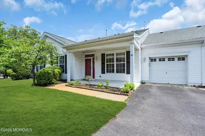 146 Greenlawns Drive, Lakewood, NJ 08701 - Photo 2