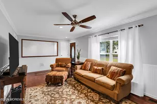 812 Beacon St, Toms River Township, NJ 08757 - Photo 8