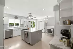 20 Western Dr, Howell Township, NJ 07731 - Photo 10