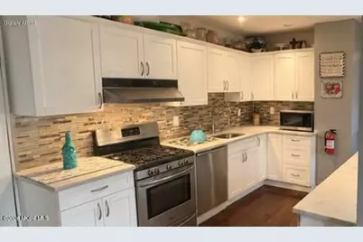 105 Hudson Avenue, North Middletown, NJ 07748 - Photo 4