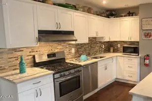 105 Hudson Ave, North Middletown, NJ 07748 - Photo 4