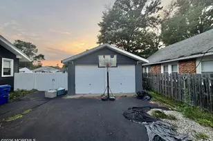 105 Hudson Ave, North Middletown, NJ 07748 - Photo 14