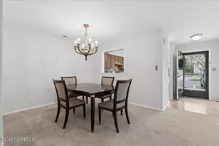 437 Hampton Ct, Manalapan Township, NJ 07726 - Photo 10