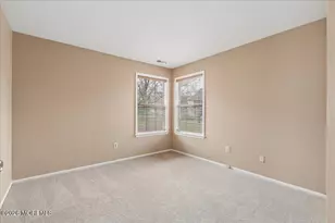 437 Hampton Ct, Manalapan Township, NJ 07726 - Photo 12