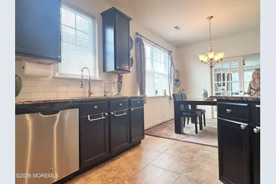 7 Eagle Ridge Circle, Lakewood, NJ 08701 - Photo 8