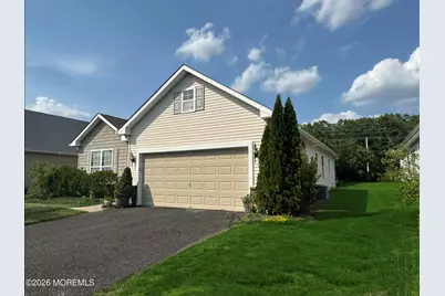 7 Eagle Ridge Circle, Lakewood, NJ 08701 - Photo 2
