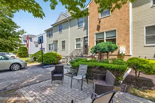 121 Forest Park Cir, Lakewood, NJ 08701 - Photo 2