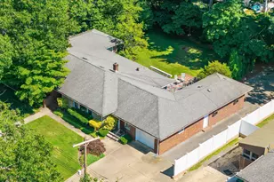 1236 Georgian Terrace, Lakewood, NJ 08701 - Photo 6