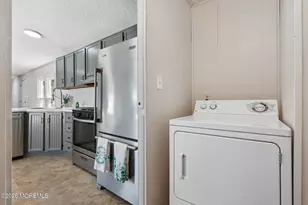 9 Secretariat St, Howell Township, NJ 07731 - Photo 20