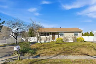 11 Forest Valley Dr, Toms River Township, NJ 08755 - Photo 1