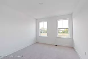 10 Mariveles Wy, Tinton Falls, NJ 07724 - Photo 24