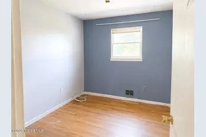 46 Avenue A, Freehold, NJ 07728 - Photo 6