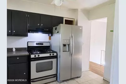 46 Avenue A, Freehold, NJ 07728 - Photo 4