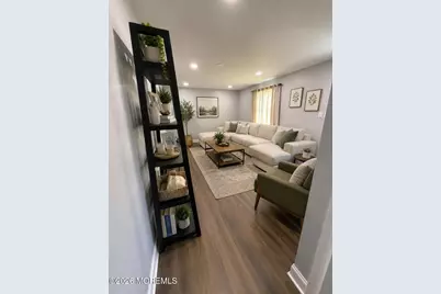 10 Lake Avenue, Keyport, NJ 07735 - Photo 2