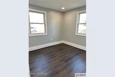 10 Lake Avenue, Keyport, NJ 07735 - Photo 10