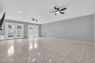 13 Scenic Dr, Freehold, NJ 07728 - Photo 8