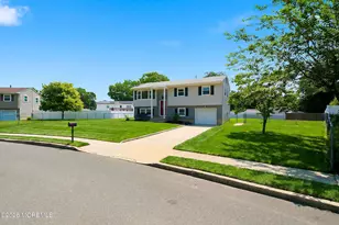 30 Almond Dr, Toms River Township, NJ 08753 - Photo 4