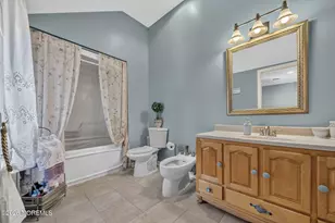 425 Iron Bridge Rd, Freehold, NJ 07728 - Photo 32