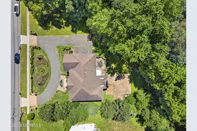 425 Iron Bridge Road, Freehold, NJ 07728 - Photo 4