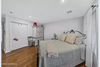 425 Iron Bridge Road, Freehold, NJ 07728 - Photo 34