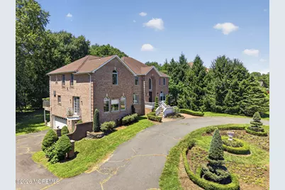 425 Iron Bridge Road, Freehold, NJ 07728 - Photo 2
