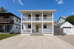 141 5th St S, Brigantine City, NJ 08203 - Photo 2