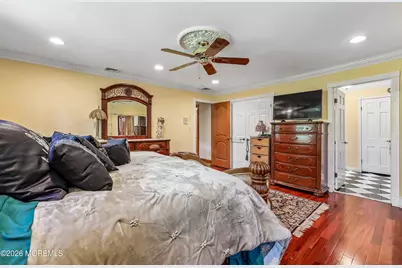 827 Holmdel Road, Holmdel, NJ 07733 - Photo 20