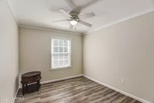 242 Teasdale Pl, Morganville, NJ 07751 - Photo 16