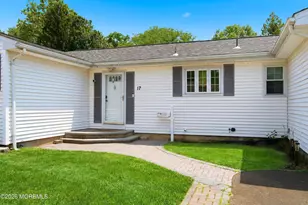 17 Knoll Terrace, Hazlet Township, NJ 07730 - Photo 2