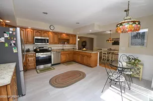 1621 Badger Dr, Toms River Township, NJ 08755 - Photo 10