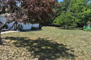 70 Franklin Ln, Whiting, NJ 08759 - Photo 4