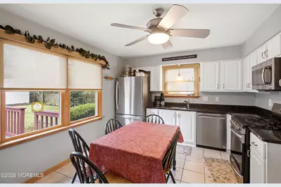 15 Honeysuckle Way, Howell Township, NJ 07731 - Photo 8