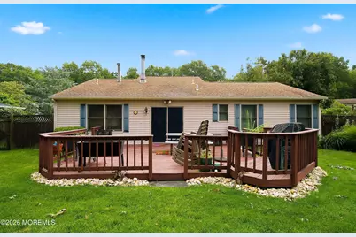 15 Honeysuckle Way, Howell Township, NJ 07731 - Photo 24