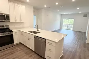 29104 Radford Ct, Monroe Township, NJ 08831 - Photo 6
