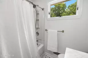 17 Millbrook Dr, Middletown, NJ 07748 - Photo 22