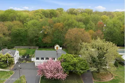 17 Millbrook Drive, Middletown, NJ 07748 - Photo 30