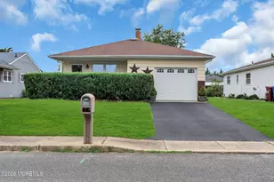 23 Spanish Wells St, Toms River Township, NJ 08757 - Photo 2