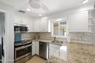 1648 Center Street, Point Pleasant, NJ 08742 - Photo 10