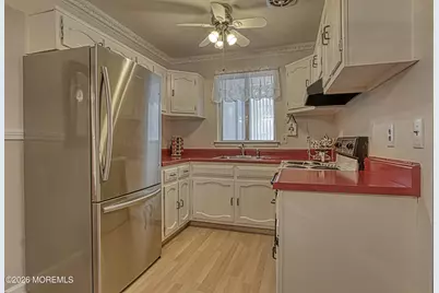 20 C Independence Parkway #C, Whiting, NJ 08759 - Photo 2