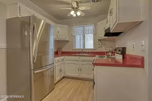20 C Independence Pkwy, Whiting, NJ 08759 - Photo 2
