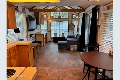 724 Monmouth Road #14, Cream Ridge, NJ 08514 - Photo 8