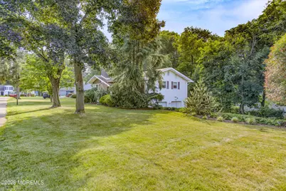 108 Oak Terrace, Freehold, NJ 07728 - Photo 22