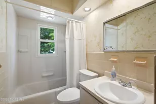 15 Tamarack Dr, Manalapan Township, NJ 07726 - Photo 12